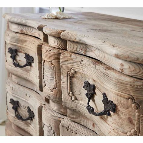 Chic Desk Decor, Muebles Shabby Chic, Shabby Chic Desk, Wood Chest Of Drawers, Chic Desk, Deco Champetre, Shabby Chic Living, Shabby Chic Dresser, Shabby Chic Living Room