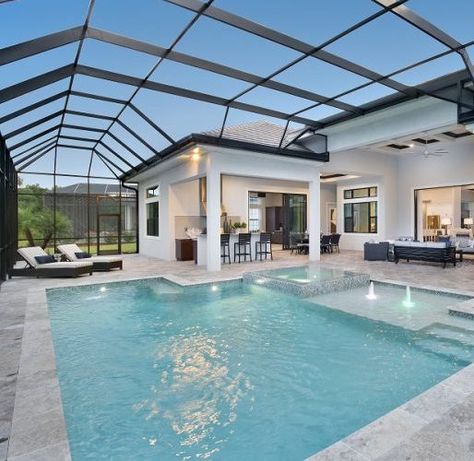 Gardenia II (Model) | Lakewood Ranch Small Backyard Entertaining Area With Pool, Florida Pool Patio Ideas, Arthur Rutenberg Homes, Indoor Swimming Pool Design, Screened Pool, Florida Pool, Indoor Pool Design, Dream Backyard Pool, Piscina Interior