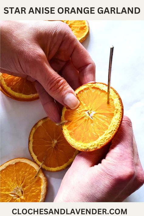 Dried Orange Slices Garland, Orange Slices Garland, Citrus Garland, Eco Friendly Christmas Decorations, Xmas Inspiration, Te Chai, Diy Tabletop, Diy Star, Camille Styles