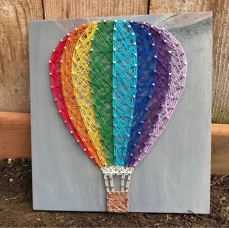 Rainbow Hot Air Balloon, Nail String, Nail String Art, String Art Patterns, String Art Diy, Rope Crafts, Wool Projects, Pin Art, Camping Crafts