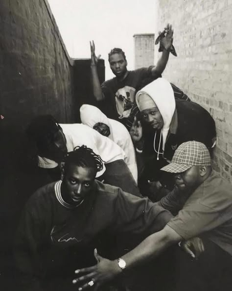 Wu Tang Clan Album, Rappers Aesthetic, Hip Hop Aesthetic, Hip Hop Music Videos, Hip Hop Classics, Wu Tang Clan, Hip Hop Art, Neo Soul, Wu Tang