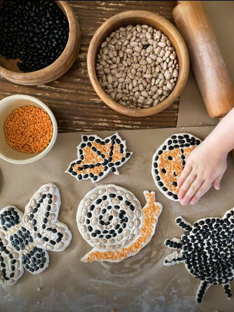 Air Dry Clay Seed Mosaic Craft Seed Mosaic, Autumn Activity, Clay Projects For Kids, Seed Art, Sensory Crafts, Air Dry Clay Projects, Fancy Cookies, Cadeau Diy, Autumn Crafts