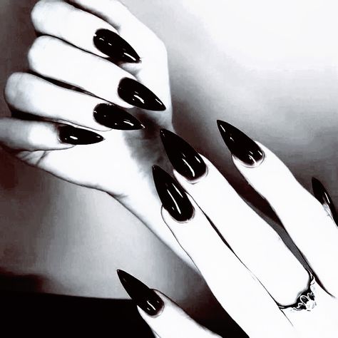 Black Sharp Nails, 90s Goth Aesthetic, Gothic Graveyard, Vampire Nails, Pin Icon, Sharp Nails, Punk Nails, Gothic Nails, Goth Nails