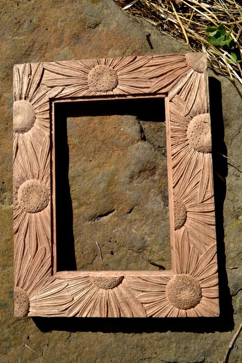 Wood Carved Picture Frames, Carved Picture Frames, African Decor Living Room, Picture Frame Template, Hand Carved Furniture, Foto Frame, Mirror Frame Diy, Carved Wood Frame, Carved Wood Signs