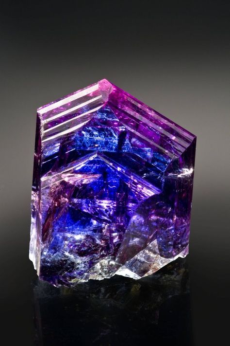 Minerals Crystals Rocks, Wedding Ring Styles, Pretty Rocks, Mineral Stone, Minerals And Gemstones, Rocks And Gems, Gems And Minerals, Crystals Minerals, Minerals Crystals