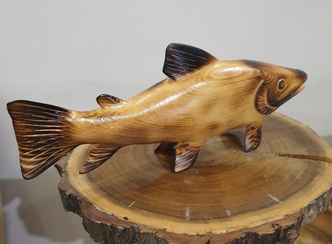 Fish Wood Carving, Fish Carving, Cabin Wall Decor, Wood Floor Design, Seahorse Art, Wood Games, Wood Fish, Got Wood, Chip Carving