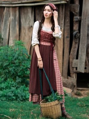 Noni Belanda, Medieval Dress Peasant, Medieval Clothing, Winter Skirt, Vintage Style Dresses, Inspired Dress, Historical Fashion, Linen Women, Modest Dresses