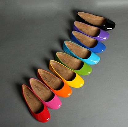 bright flats. patent leather or suede. 8 1/2. Rainbow Shoes, Shoes Ideas, Taste The Rainbow, Colorful Shoes, Flats Shoes, Shoe Obsession, Happy Colors, Ballet Flat Shoes, Flat Shoes