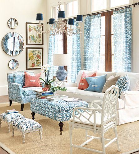 Outdoor fabrics clean up nicely Blue Living Rooms, Summer Living Room Decor, Summer Living Room, Coral And Blue, Coastal Living Rooms, Design Del Prodotto, A Living Room, Ballard Designs, Formal Living Rooms