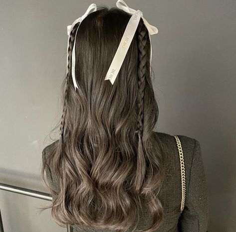 Aesthetic Ribbon, Bow Hairstyles, Long Hairstyle Ideas, Bow Hairstyle, Coquette Girl, Trendy Hairstyle, Long Hairstyle, Ribbon Hairstyle, Hairstyle Tutorial