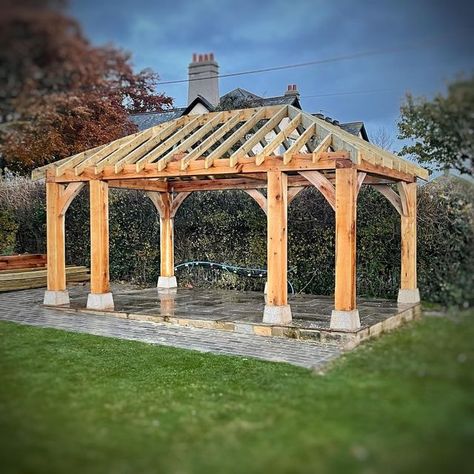 Oak Gazebo, Desert Landscaping Backyard, Outdoor Pavillion, Diy Gazebo, Dock Accessories, Timber Frame Building, Apex Roof, Pavilion Design, Wood Pergola