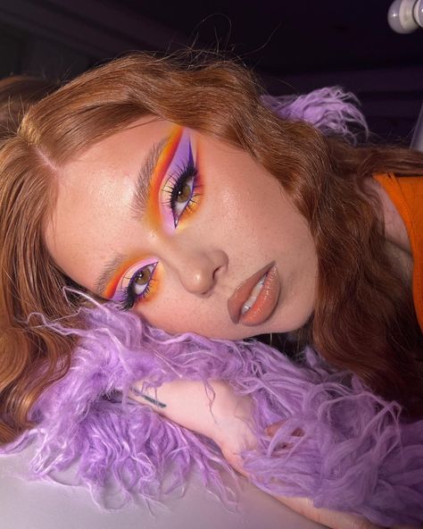 Makeup Looks Vibrant, Analogous Makeup Look, Colorful Eye Makeup Purple, Neon Colors Makeup, Multi Color Makeup Look, Purple Orange Eye Makeup, Orange And Purple Makeup Looks, Tropical Eye Makeup, Orange And Purple Eyeshadow