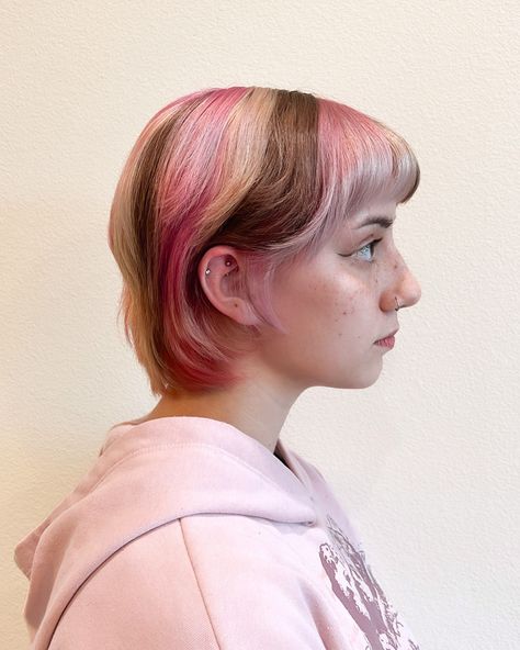 Neapolitan ice cream hair for @everythinggbyjess 🌸🍨🍫✨☁️🌷💗🍦🧸🍡🎀🍩 I LOVE helping cosmo students and associates further their education by doing color examples on them and using it as a teaching experience! Jess and I tag teamed this red color correction and we ended up with a beautiful canvas and were able to achieve this perfect neapolitan ice cream color. For all students I charge a $150 flat fee, and you buy the color and I am open to experimenting on your hair together ☺️🎀✨🍦 This color c... Neapolitan Hair, Ice Cream Hair, Some Hairstyles, Hair Colour Inspo, Neapolitan Ice Cream, Cream Hair, Hair Cream, Hair Inspo Color, Color Inspo