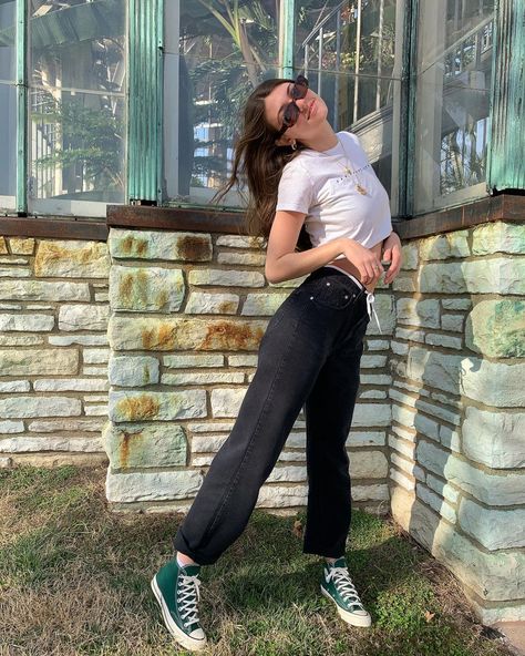 sydney osborne ☽’s Instagram profile post: “green converse<3” How To Style Green Converse, Dark Green Converse Outfit, Outfits With Green Converse, Forest Green Converse, Converse Aesthetic Outfit, Green Converse Outfit, High Top Converse Outfits, Dress With Converse, Black Jeans Outfit