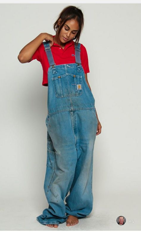 Baggy Overalls Outfit 90s, Overalls Outfit Ideas, Baggy Overalls Outfit, Carhartt Overalls Outfit, Overalls Outfit 90s, Farmer Overalls, 70s Fashion Women, Baggy Dungarees, Dungaree Outfit