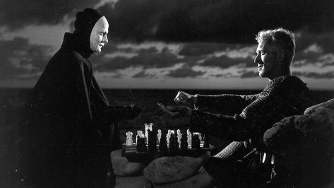 Bergman Movies, Bergman Film, Seventh Seal, Isaac Hempstead Wright, Max Von Sydow, The Seventh Seal, Playing Chess, Ingmar Bergman, Movie Shots