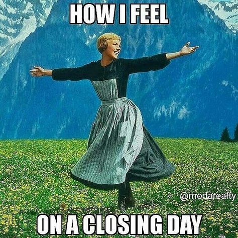 Realtor Memes, Realtor Humor, Real Estate Memes, Realtor Social Media, Closing Day, City Island, Spark People, Nyc Real Estate, Real Estate Humor