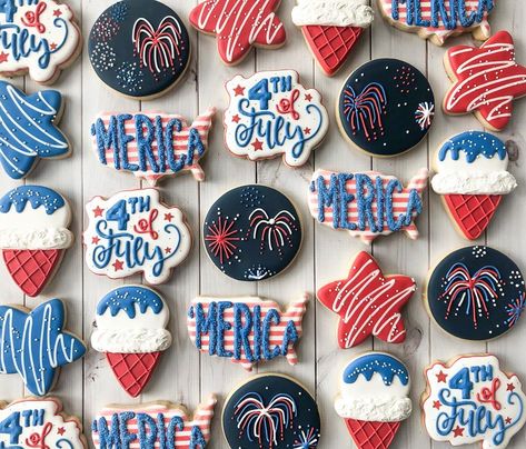 July 4 Sugar Cookies, Forth Of July Cookies Decorated, July 4 Cookies Decorated, 4th Of July Iced Cookies, 4th Of July Royal Cookies, Firework Sugar Cookies, Forth Of July Cookies With Royal Icing, Sugar Cookies 4th Of July, Usa Sugar Cookies