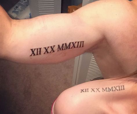 Cute Couple Tattoo Ideas, Roman Numeral Wrist Tattoo, Roman Numeral Tattoo Font, Roman Numeral Date Tattoo, Cute Couple Tattoo, Small Remembrance Tattoos, Tattoo Ideas Couple, Wedding Date Tattoos, Roman Numerals Tattoo