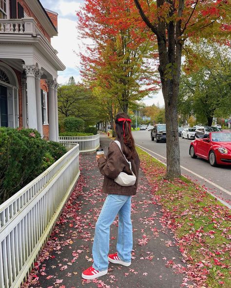 day one in vermont 🍁❤️ outfits: @greybandit code viv15 | Instagram Studera Motivation, Stile Blair Waldorf, Adrette Outfits, Fest Outfits, Estilo Indie, Fall Mood Board, Quoi Porter, Fall Mood, Fall Fit