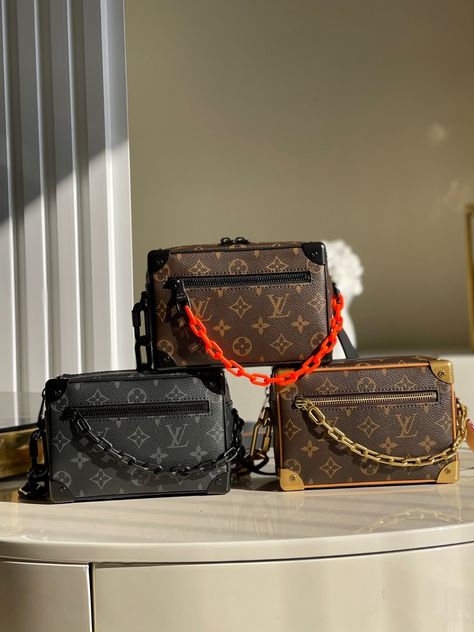 Lv Shoulder Bag, Louis Vuitton Trunk, Trunk Bag, Online Shopping For Women, Black Chain, Virgil Abloh, Elegant Accessories, Summer 2019, Lv Bag