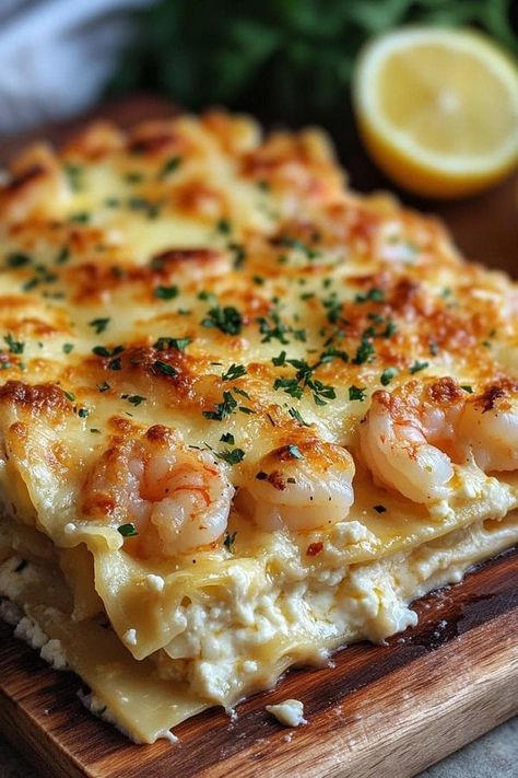 Creamy Garlic Butter Shrimp, Garlic Butter Shrimp Scampi, Chicken Mozzarella Pasta, Garlic Butter Shrimp, Going Vegetarian, Butter Shrimp, Giada De Laurentiis, Large Shrimp, Shrimp Dishes