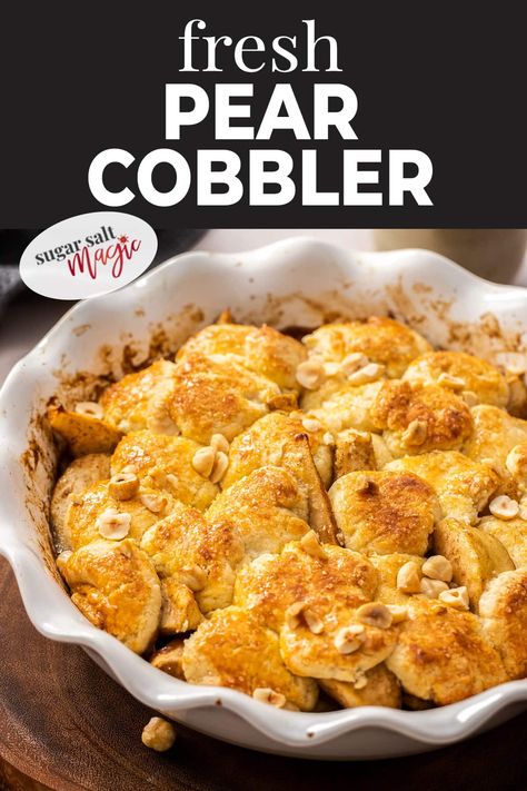 This easy fresh pear cobbler takes minutes to make and is the ultimate in comforting desserts. Spiced, juicy chunks of pear topped with a sweet, buttery crumbly topping. Easy Pear Cobbler, Pear Cobbler Recipe, Pear Cobbler, Budget Desserts, Ripe Pears, Cobbler Topping, Comfort Desserts, Sweet Treats Desserts, Baked Fruit