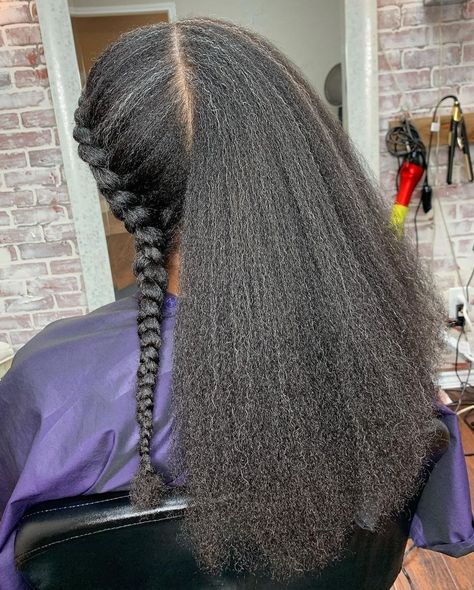 Length Retention Natural Hair, Natural Hair Journey Tips, Natural Hair Maintenance, Natural Hair Styling, Healthy Black Hair, Black Hair Growth, Natural Hair Routine, Beautiful Black Hair, Quick Natural Hair Styles