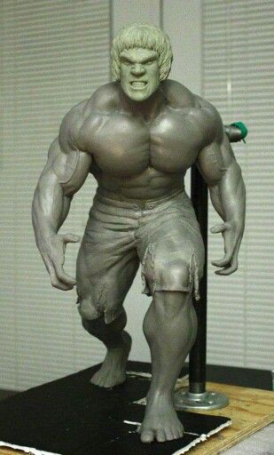 Lou Ferrigno HULK sculpture House Of Pain, Lou Ferrigno, Easy Clay Sculptures, Traditional Sculptures, Hulk Art, Toy Sculpture, 3d Figures, Superhero Comics, Incredible Hulk