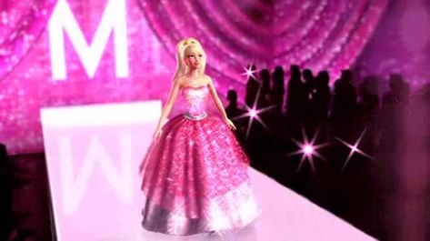 A Fashion Fairytale Barbie, 2000s Barbie Movies, Barbie Fashion Fairytale, Barbie Movies Aesthetic, Barbie A Fashion Fairytale, Movie Dresses, Barbie Painting, Barbie Film, Aesthetic Barbie