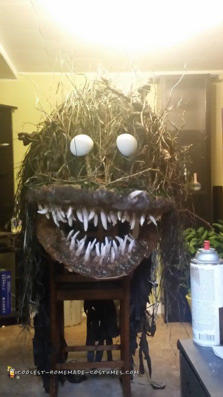 Swamp Halloween Costume, Swamp Costume Ideas, Swamp Monster Costume, Swamp Decorations, Swamp Costume, Voodoo Decor, Swamp Magic, Swamp Halloween, Spooky Swamp