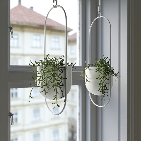 Fake hanging plants