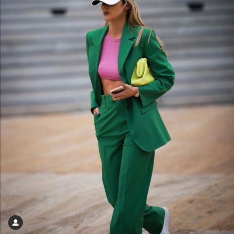 Nwt Apple Green Have Matching Blazer Too Color Blocking Outfits, Wear Crop Top, White Sneakers Women, Event Outfit, Looks Street Style, Stylish Work Outfits, Green Long Sleeve, Green Outfit, Work Outfits Women