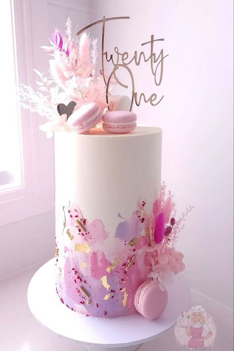 Modern Birthday Cakes, 21st Cake, Unique Birthday Cakes, 21st Birthday Cakes, Elegant Birthday Cakes, 40th Birthday Cakes, Birthday Cakes For Women, 21st Birthday Cake, Creative Birthday Cakes