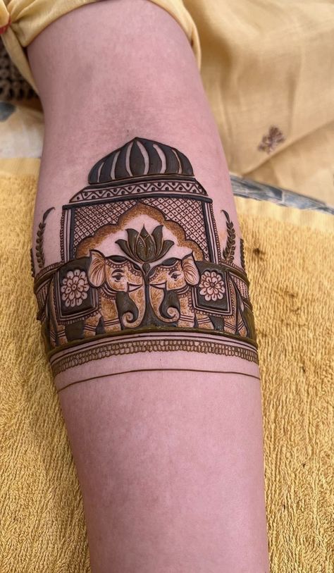 Elephant Henna Designs, New Bridal Mehndi Designs, Mehndi Designs Bridal Hands, Mehndi Design Pictures, Very Simple Mehndi Designs, Simple Mehndi Designs Fingers, Engagement Mehndi Designs, Full Mehndi Designs, Latest Bridal Mehndi Designs