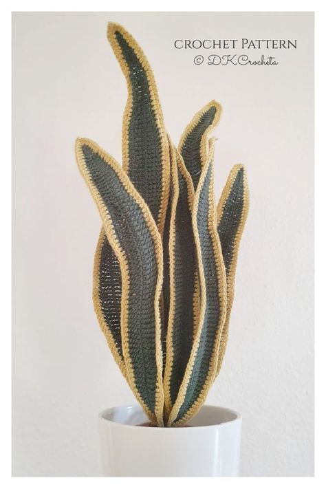 Snake Plant Crochet Pattern Free, Crochet Aloe Vera Pattern Free, Snake Plant Crochet Pattern, Knitted Plants Free Pattern, Crochet Spider Plant Free Pattern, Crochet Snake Plant, Crochet Houseplants Free Pattern, Plant Crochet Pattern Free, Snake Plant Crochet