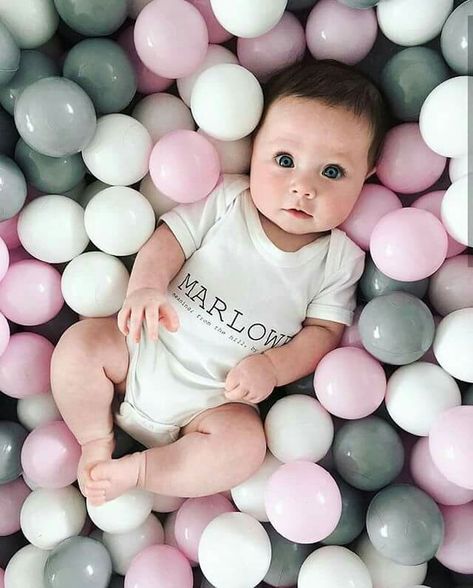 Ball Pit Photoshoot, Marlowe Blake Jarrett, Daddy Chill, Maternity Shoot Outfit, Amazing Science Experiments, Baby Ball Pit, Scandi Nursery, Easter Pictures, Newborn Baby Photos