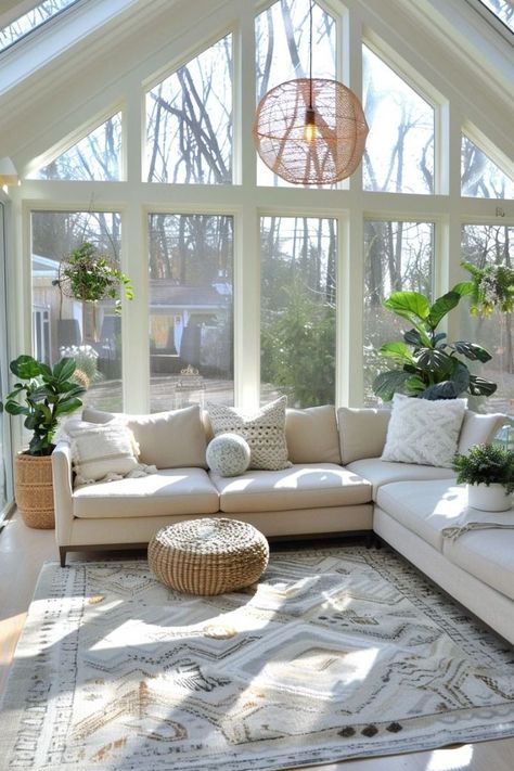 Living Room Addition Ideas, Enclosed Sunroom Ideas, Cozy Sunroom Decorating Ideas, Cozy Sunroom Ideas, Small Sunroom Ideas, Screen Deck, Sunroom Living Room, Kitchen Expansion, Cozy Sunroom