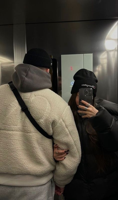 Couple Fits, Couple Selfies, Couples Vibe, Couple Picture Poses, Cute Couples Photos, Relationship Goals Pictures, Cute Couple Selfies, Photo Couple, Couples Poses For Pictures