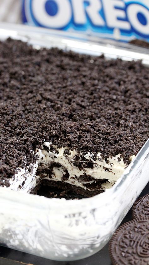 Frozen Oreo Dessert, Oreo Layer Dessert, Dirt Cake Recipe, Oreo Dessert Easy, Oreo Torte, Dessert Oreo, Resipi Kek, Frozen Summer, Dirt Cake