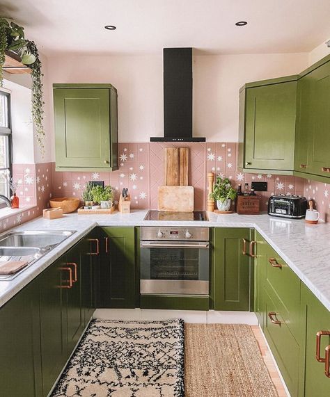 4,131 Likes, 33 Comments - Jan Skácelík (@designattractor) on Instagram: “Love this green pink kitchen of @lifeatstaustell . .…” Kirchen Design, Statement Kitchen, Pastel Kitchen, Long Kitchen, Kitchen Transformation, Pink Kitchen, Kitchen Diner, Green Kitchen, Kitchen Makeover