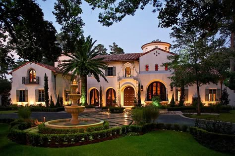 Mediterranean Mansion, Mediterranean Exterior, Spanish Homes, Villa Di Lusso, Mediterranean Architecture, Mediterranean Style Homes, Spanish Mediterranean, Va Beach, Mediterranean House