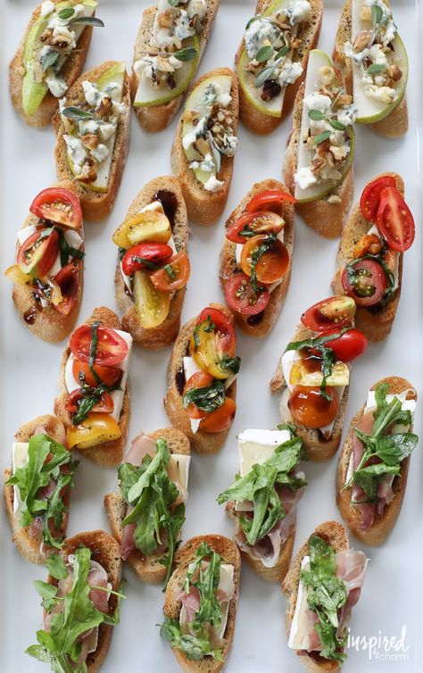 Entertaining Appetizers, Crostini Appetizers, Crostini Recipes, Recipes For Entertaining, Party Food Platters, Snacks Für Party, Easy Appetizer Recipes, Perfect Appetizers, Farm To Table