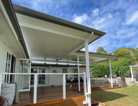 What an Outback® Cooldek Flyover Patio! 🤩 Installed by Outback® Dealer Diligent Construction Group, this patio provides the perfect outdoor entertainment area. The insulated Cooldek roofing reduces the temperature and provides a stunning flat ceiling finish. The raised flyover design creates more open space and provides air flow. Treat yourself and your guests with our Cooldek panels for the insulated goodness you've been looking for! 🌦️ Get a free quote for your own �👉 bit.ly/stratco-quote Flyover Patio Roofs, Roof Riser Patio, Flyover Design, Porch Flat Roof, Pergola Extension, Roof Riser, Patio Roof Extension Ideas, Patio Roofs, Outdoor Entertainment Area