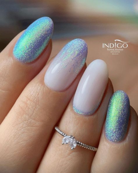 Mermaid Polish Nails, Mermaid Colour Nails, Mermaid Nail Colors, Mermaid Gel Nails Ideas, Mermaid Vibe Nails, Mermaid Themed Nails, Simple Mermaid Nails, Mermaid Blue Nails, Irredecent Nail Designs