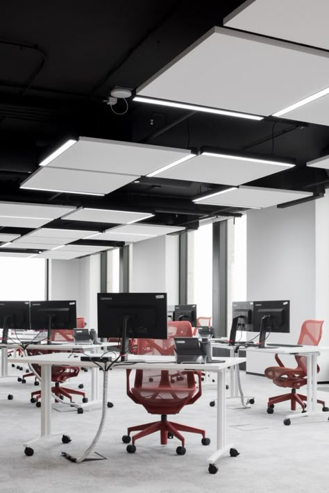 Gazprom Neft Offices - Saint Petersburg | Office Snapshots Futuristic Office Interior, Futuristic Office Design, Suspended Ceiling Design, Office Ceiling Design, Futuristic Office, Multipurpose Office, Office Ceiling, Acoustic Ceiling, Open Ceiling