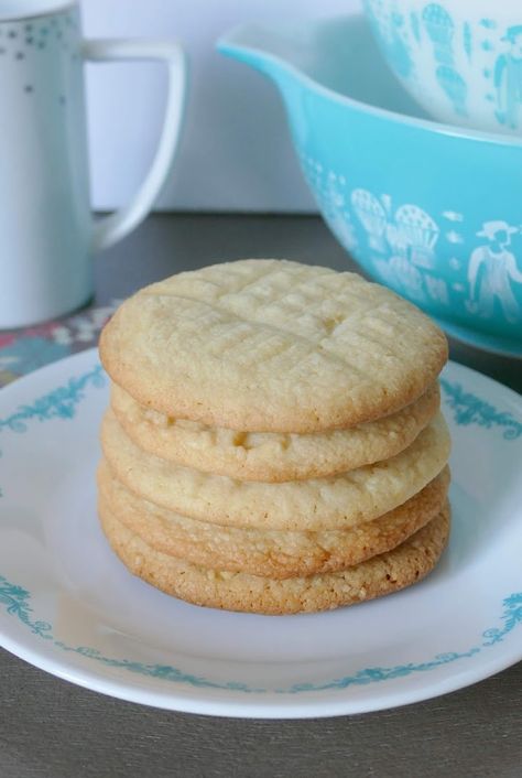 French Butter Sugar Cookies Recipe Christmas Cutout Cookie Recipe, French Butter Cookies, Oatmeal No Bake Cookies, Butter Sugar Cookies, Cut Out Cookie Recipe, French Butter, Cookie Brownie Bars, Buy Cookies, Christmas Cookie Exchange