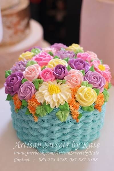 Basket Weave Cake With Flowers, Cake Basket With Flowers, Flower Design Cake Birthday, Basket Cakes With Flowers, Basket Weave Cake Design, Flower Basket Cake Designs, Simple Flower Cake Design, Basket Cake Design, Pastel Floral Cake