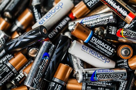 Best AA batteries for photography Batteries Aesthetic, Battery Photography, Beach Wall Collage, Wallpaper Images, Phone Wallpaper Images, Aa Batteries, Aa Battery, Photo Tips, Sharks