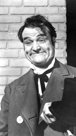 You a great comic & i loved u so...I still see you on TCM. Red Skelton collection on DVD Kids Comedy, Red Skelton, Classic Comedies, Popular Series, Belly Laughs, Comedy Tv, Tv Characters, Hollywood Actor, Tv Stars